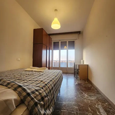 Star Homestay *